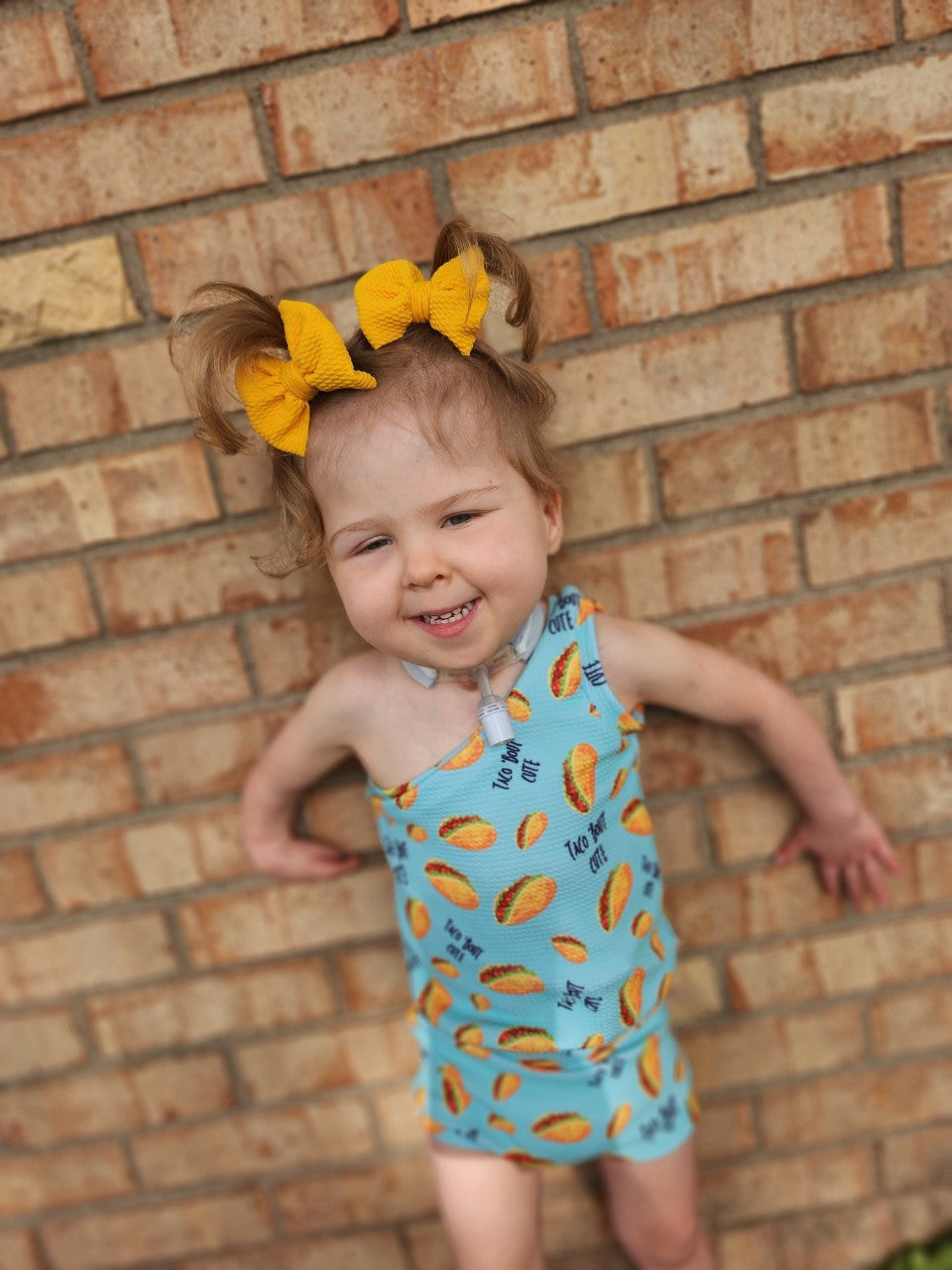 Solid Bow | Butterscotch