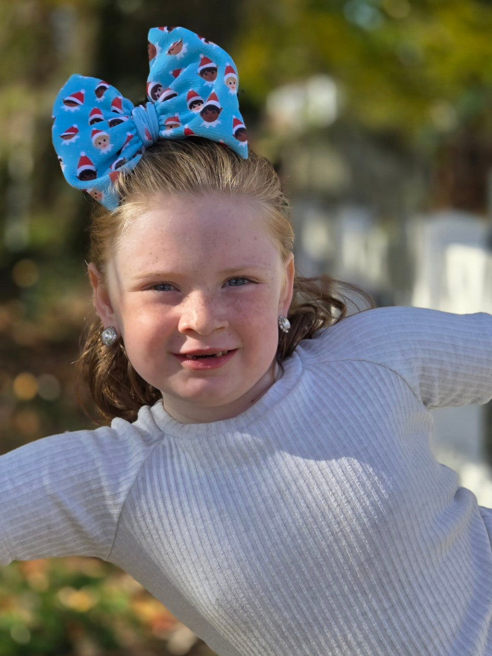 Winter Bow | Elfin’ Around