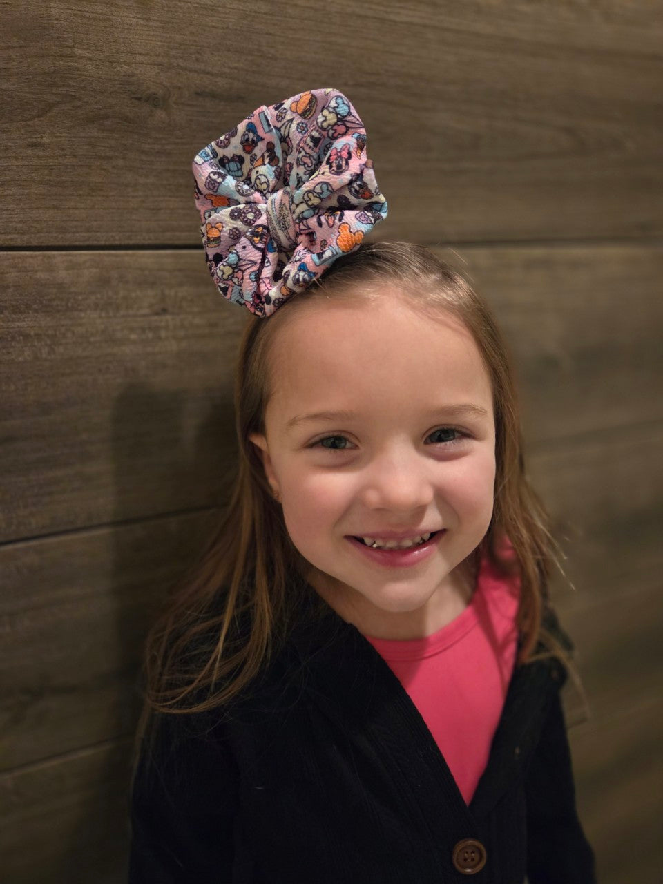 Character Bow | Fantasy Land Favorites