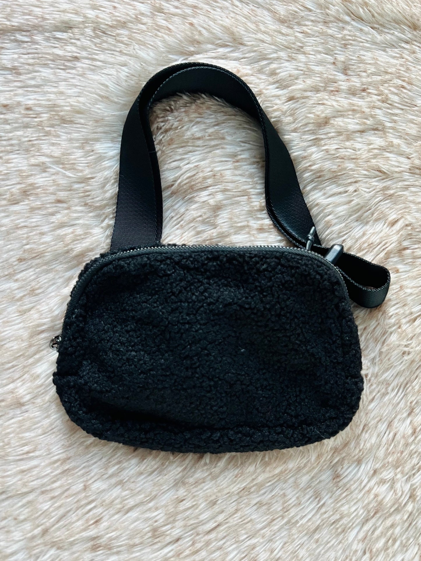 Belt Bag | Onyx Fuzz