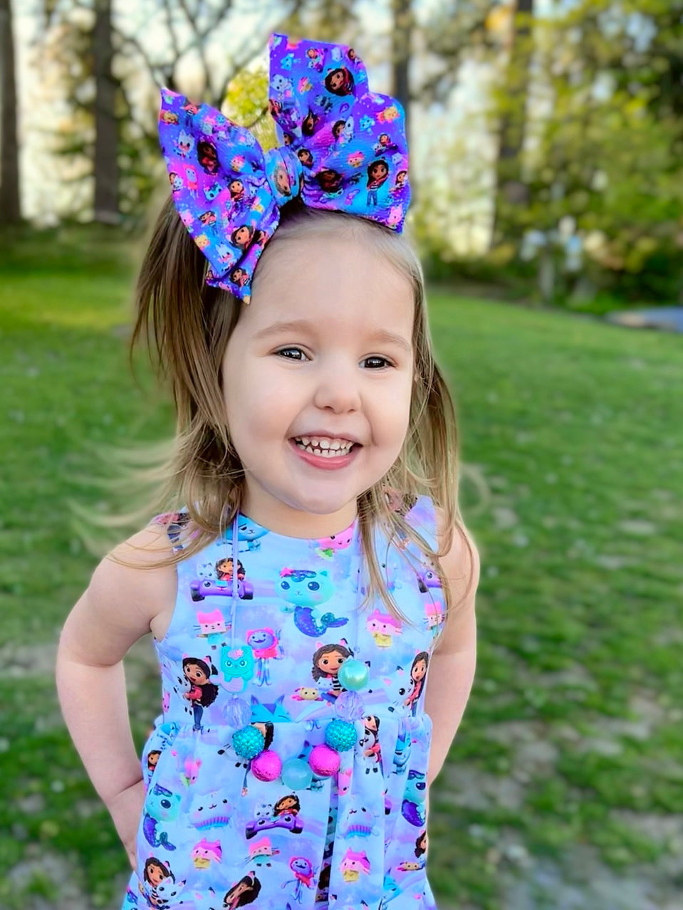 Character Bow | Hey Gabby